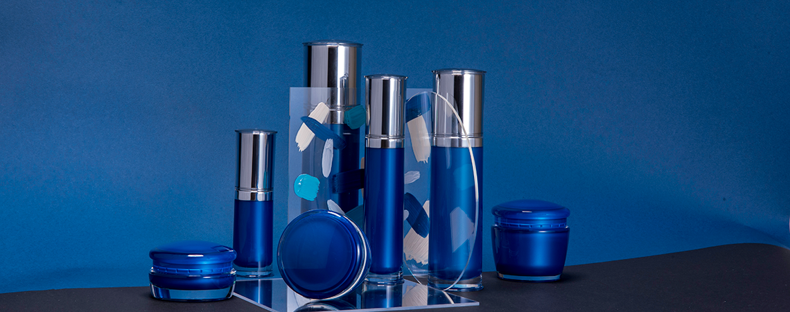 مجموعة عبوات التجميل والعناية بالبشرة الفاخرة من الأكريليك بشكل دائري - مجموعة عبوات التجميل - كنز المجموعة مجموعة عبوات التجميل والعناية بالبشرة الفاخرة من الأكريليك بشكل دائري - مجموعة عبوات التجميل - كنز المجموعة